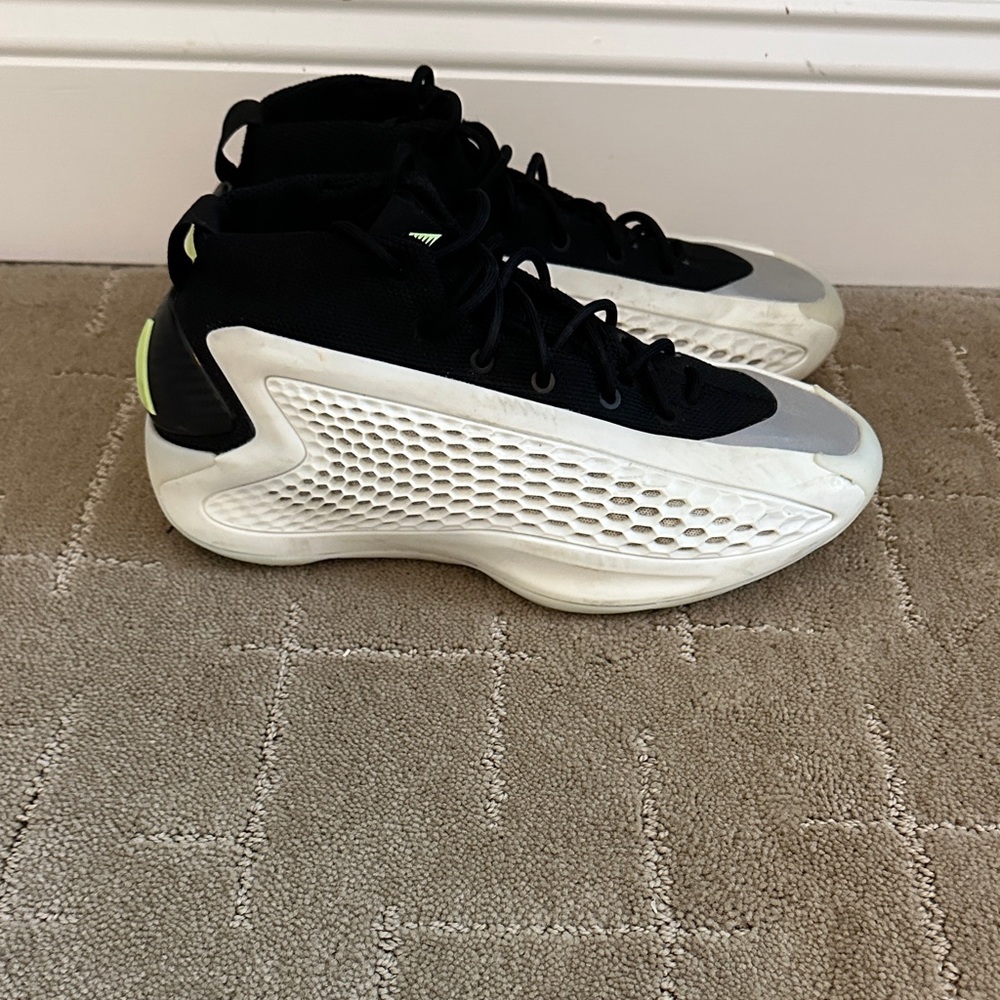 Adidas AE 1 'Stormtrooper' basketball sneaker white/black size 6.5